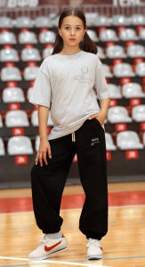 Брюки д/дев Успех-3 рост 152 (ЧЗ)