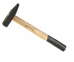 Молоток 300гр деревянная ручка Сибртех